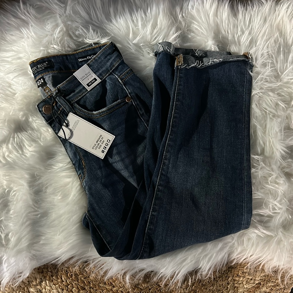 Judy blue skinny fit capri midrise nwt jb82247dk